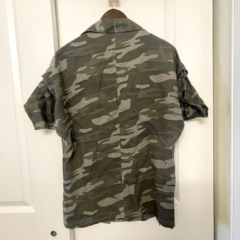 Express Camo Asymmetric Snap Front Utility Blouse XS Camouflage Tiered Sleeve - Picture 3 of 10